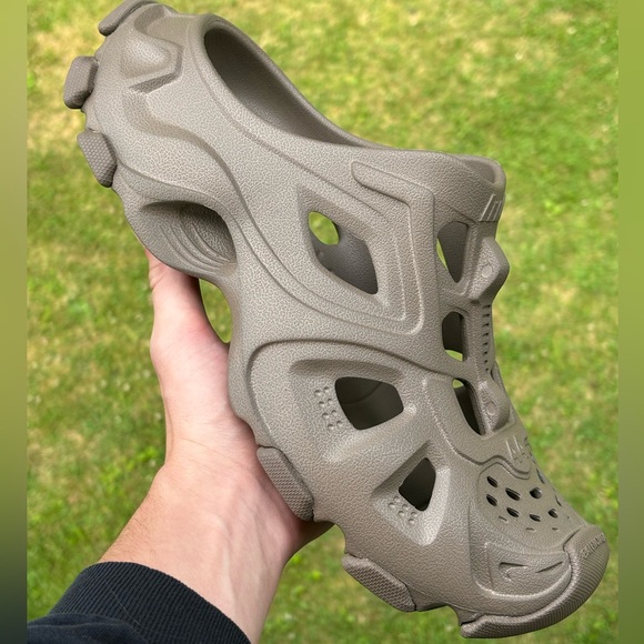 Balenciaga HD Clog Dark Taupe - Picture 1 of 8